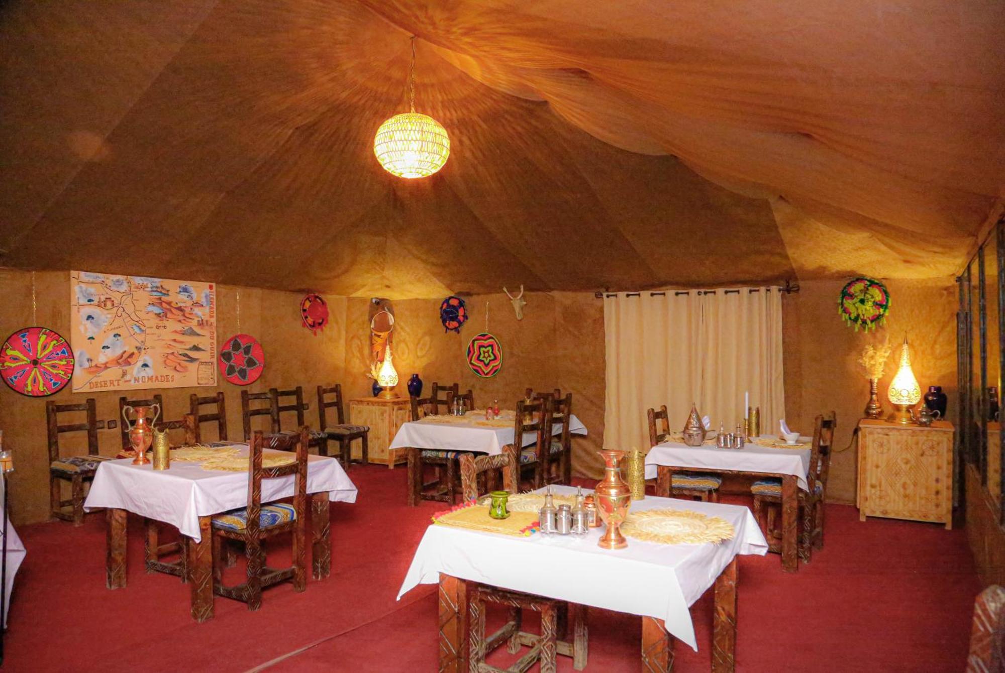 Hassan Luxury Camp เมอร์ซูกา ภายนอก รูปภาพ