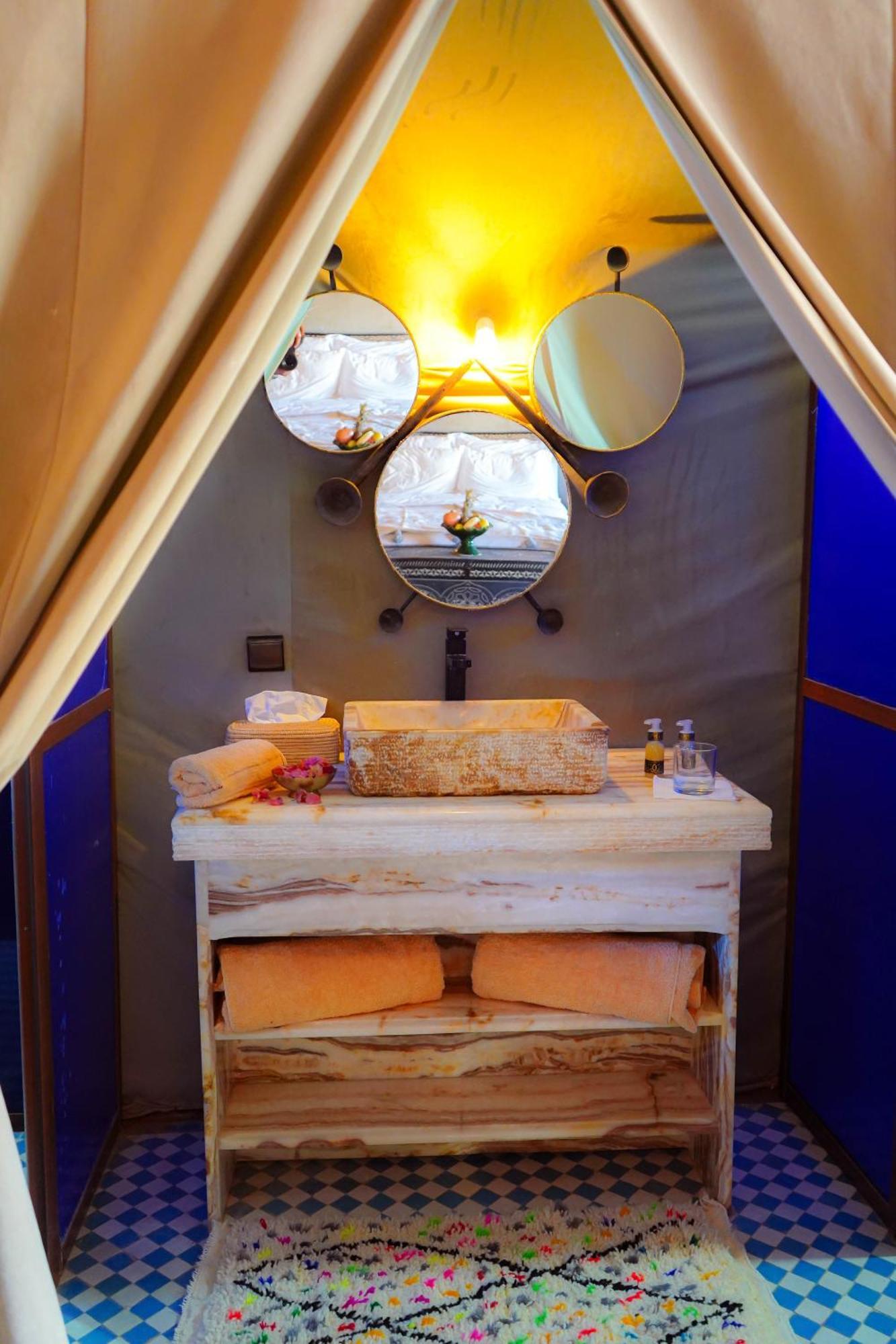Hassan Luxury Camp เมอร์ซูกา ภายนอก รูปภาพ