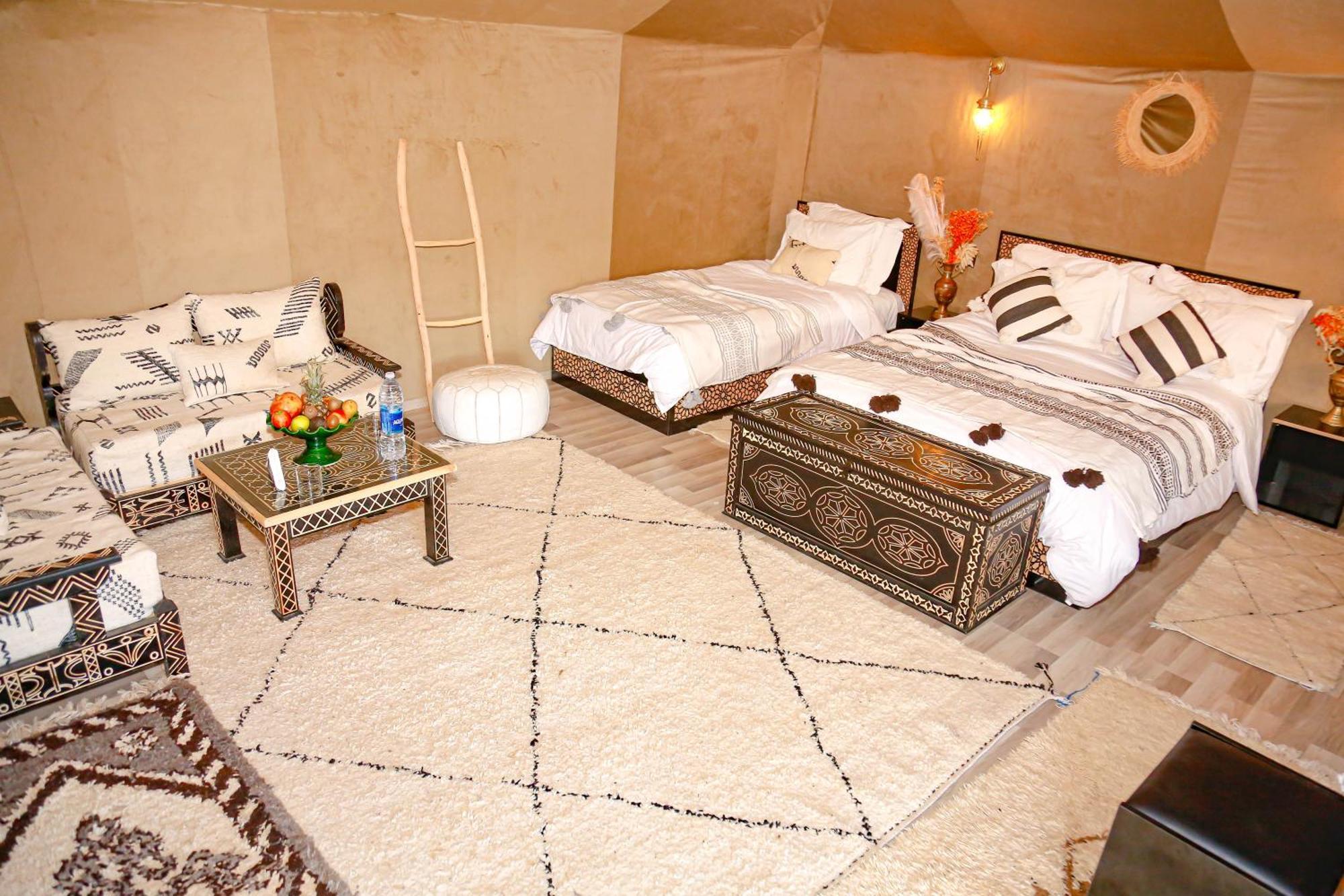 Hassan Luxury Camp เมอร์ซูกา ภายนอก รูปภาพ